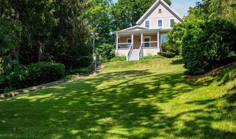 100 Williams Ave, Boston, MA 02136 - 3 Beds, 2 Bath