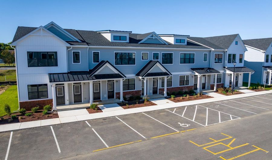 2105 EMDEN Ln 310, Lewes, DE 19958 - 3 Beds, 2 Bath