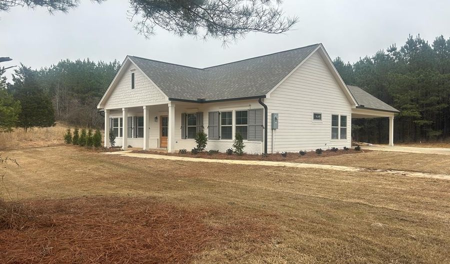 277 CR 376 Lafayette County, Water Valley, MS 38965 - 3 Beds, 2 Bath