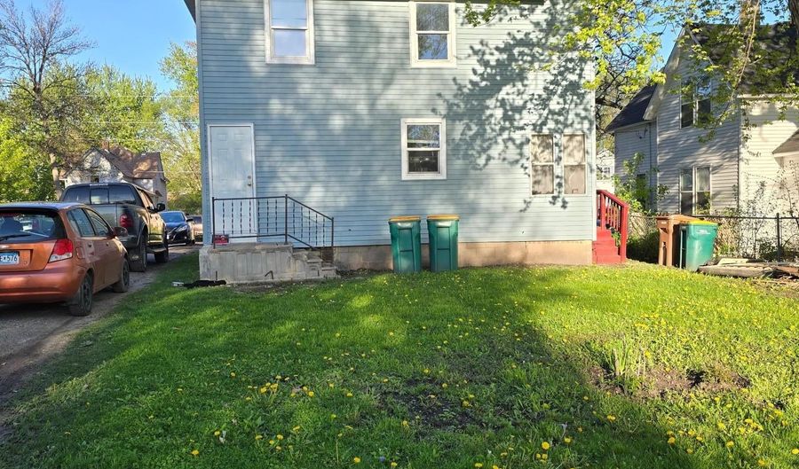 922 Jefferson Ave, Albert Lea, MN 56007 - 4 Beds, 2 Bath