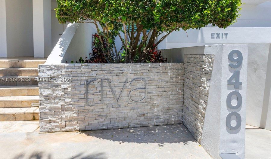 9400 W Bay Harbor Dr 101, Bay Harbor Islands, FL 33154 - 4 Beds, 5 Bath