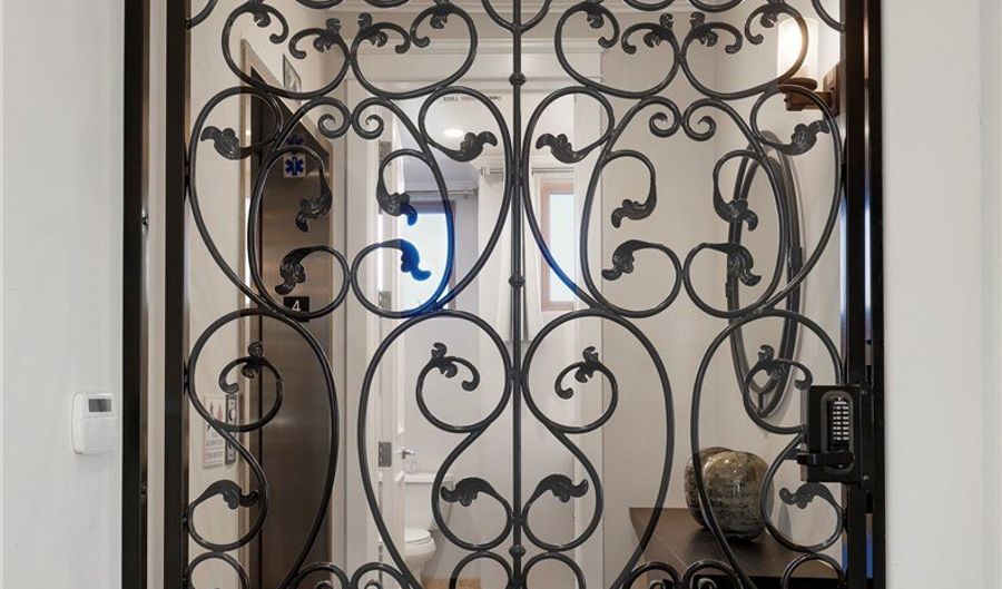 1644 S Bentley Ave 401, Los Angeles, CA 90025 - 2 Beds, 3 Bath