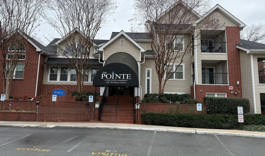 3310 WYNDHAM Cir 215, Alexandria, VA 22302 - 2 Beds, 2 Bath