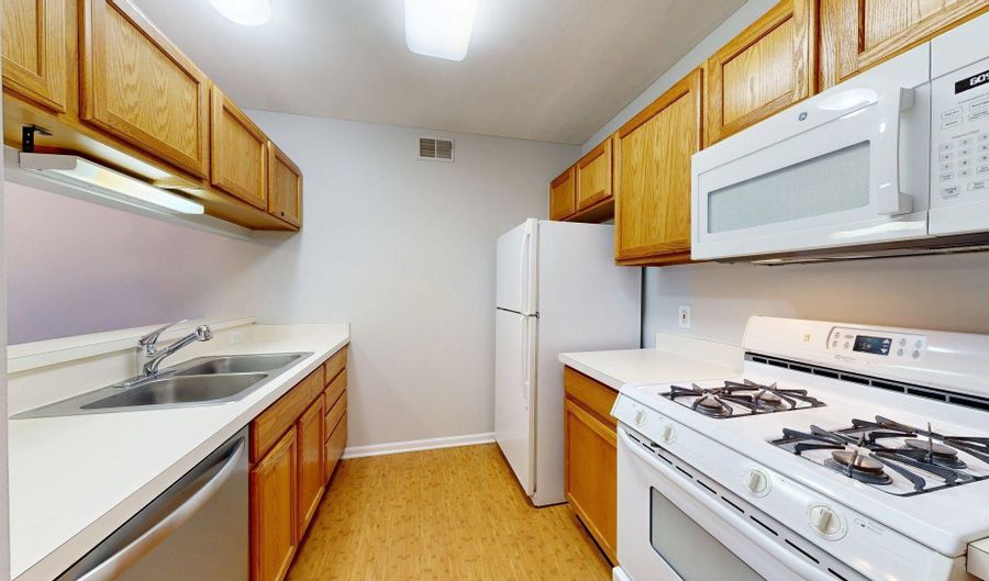 2767 S Knightsbridge Cir, Ann Arbor, MI 48105 - 2 Beds, 2 Bath