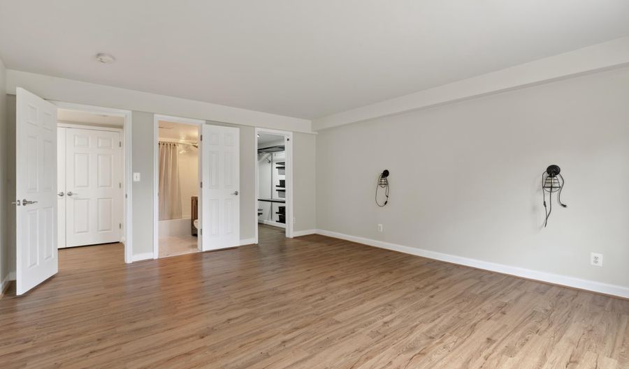 1461 VAN DORN St N A, Alexandria, VA 22304 - 1 Beds, 1 Bath