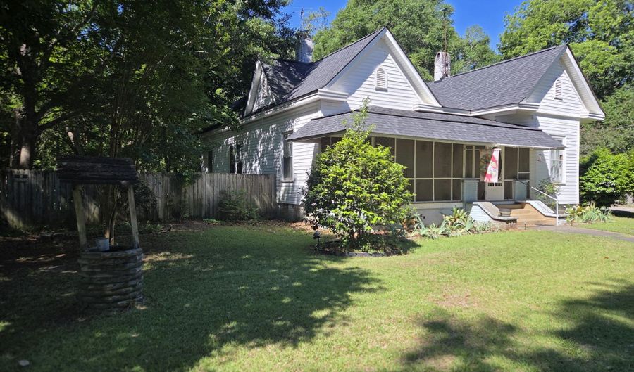 316 Durant St, Bishopville, SC 29010 - 3 Beds, 2 Bath