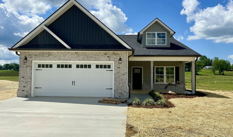 275 Greenwood Rd, Afton, TN 37616 - 3 Beds, 2 Bath