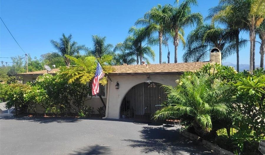 10549 Queen Ave, La Mesa, CA 91941 - 4 Beds, 3 Bath