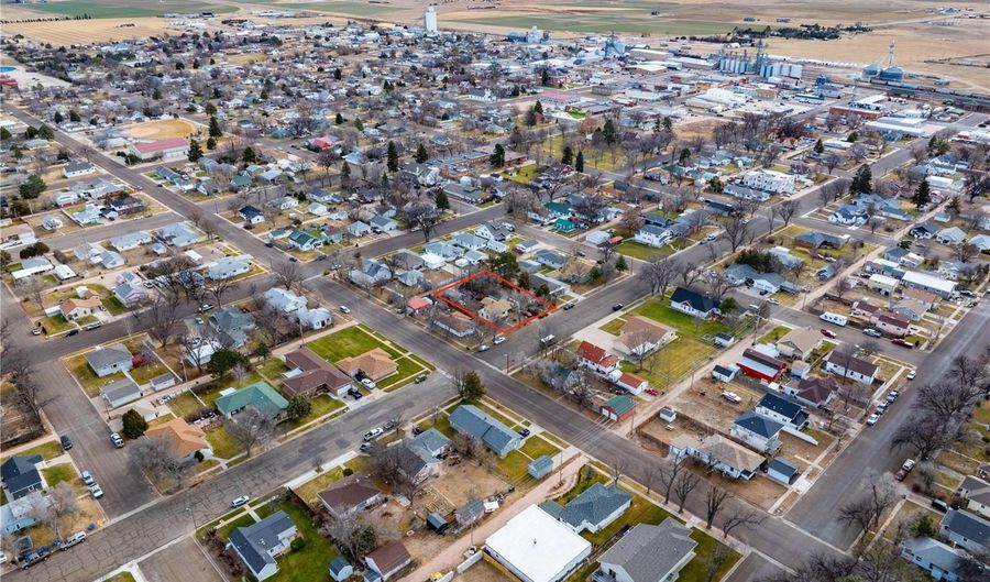 550 Bent Ave, Akron, CO 80720 - 2 Beds, 1 Bath