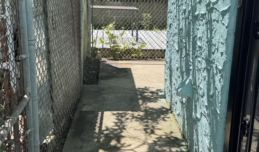 1104 Adriatic Ave, Atlantic City, NJ 08401 - 3 Beds, 2 Bath