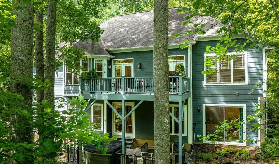 37 Gaston Mountain Rd, Asheville, NC 28806 - 4 Beds, 3 Bath