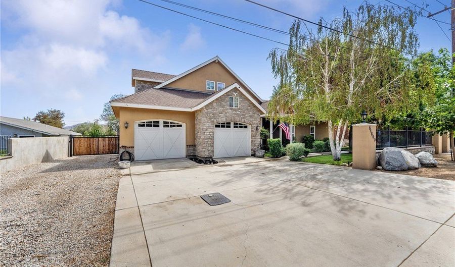 31800 3rd, Acton, CA 93510 - 4 Beds, 3 Bath