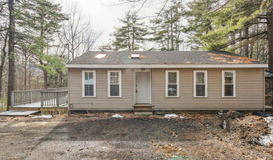 28 Forest Ave, Gilford, NH 03249 - 2 Beds, 3 Bath