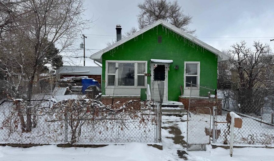 740 N Jefferson St, Casper, WY 82601 - 3 Beds, 1 Bath