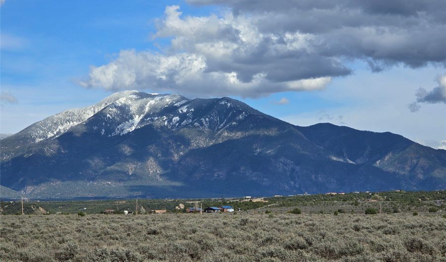 Tierra de los Rios Subdivision lot 13, Arroyo Hondo, NM 87514 - 0 Beds, 0 Bath