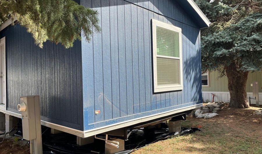 230 N 2nd St 33, Berthoud, CO 80513 - 3 Beds, 2 Bath