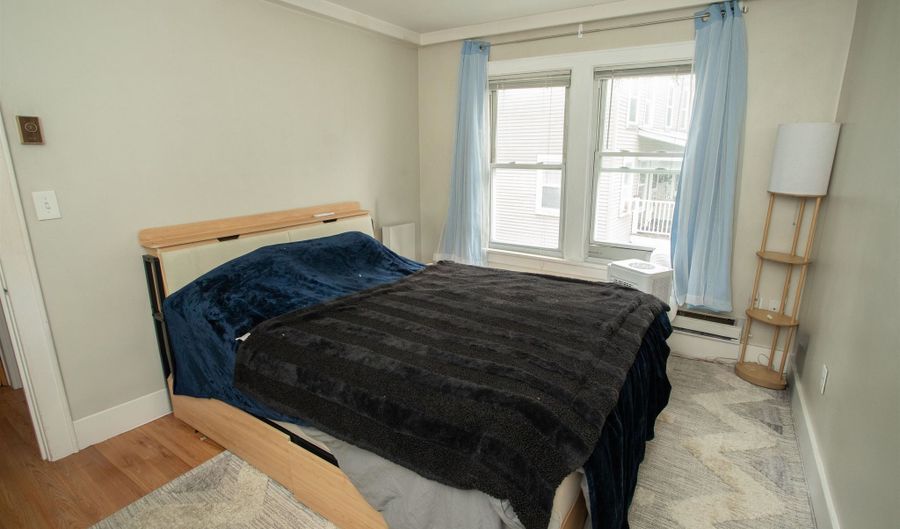 239 241 Elm St, Bennington, VT 05201 - 6 Beds, 3 Bath