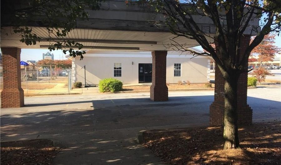 3180 Atlanta Hwy, Athens, GA 30606 - 0 Beds, 0 Bath