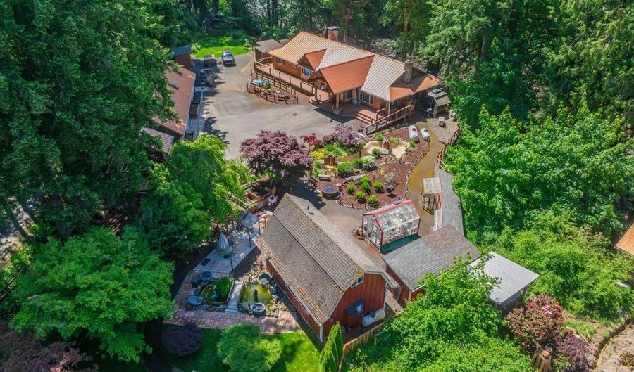20525 E MOUNTAIN COUNTRY Ln, Brightwood, OR 97011 - 4 Beds, 5 Bath
