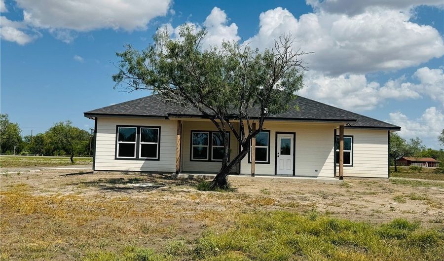 6081 US HWY 359, Alice, TX 78332 - 4 Beds, 2 Bath