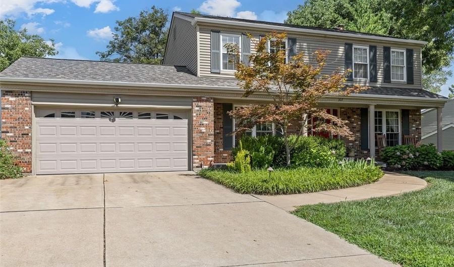 307 Blue Ridge Place Ct, Ballwin, MO 63011 - 4 Beds, 4 Bath