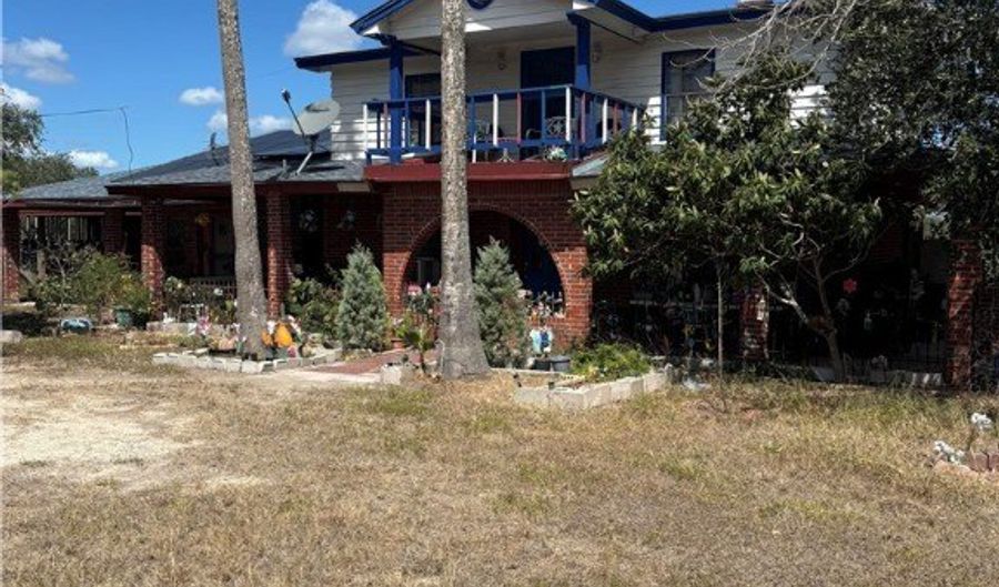 3717 W HWY 44, Alice, TX 78332 - 3 Beds, 2 Bath