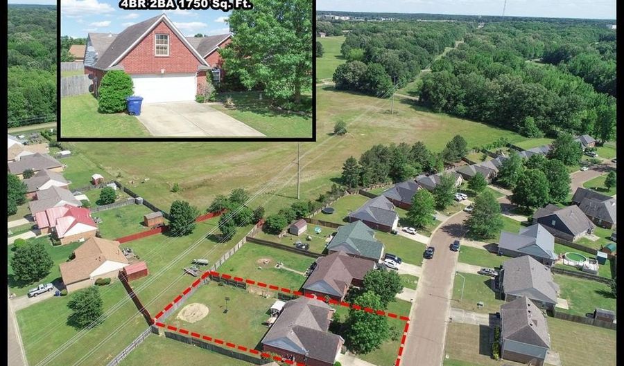 120 Oakleigh, Batesville, MS 38606 - 4 Beds, 2 Bath