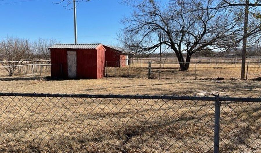 1045 Clark Rd, Abilene, TX 79602 - 3 Beds, 2 Bath