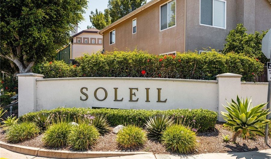 73 Rue Du Chateau, Aliso Viejo, CA 92656 - 3 Beds, 3 Bath