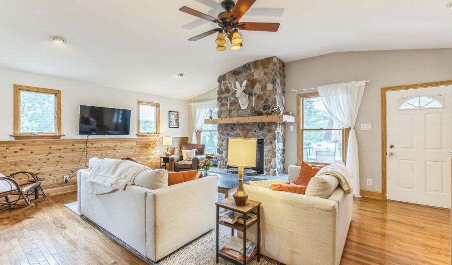 1228 EAST Ave, Abington, PA 19001 - 3 Beds, 2 Bath