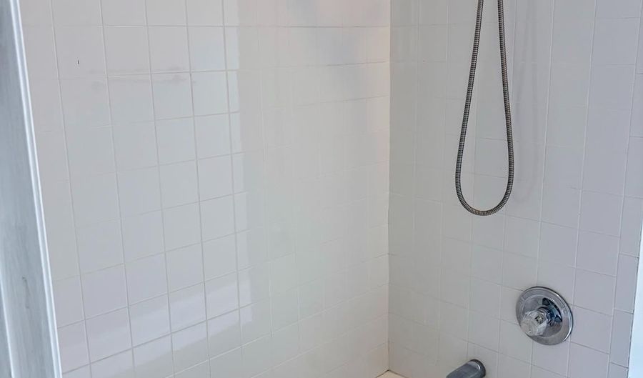 32 S FULTON Ave 2, Baltimore, MD 21223 - 2 Beds, 1 Bath