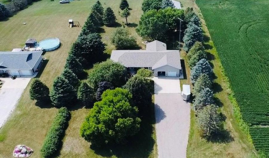 2309 River Rd, Algona, IA 50511 - 4 Beds, 4 Bath