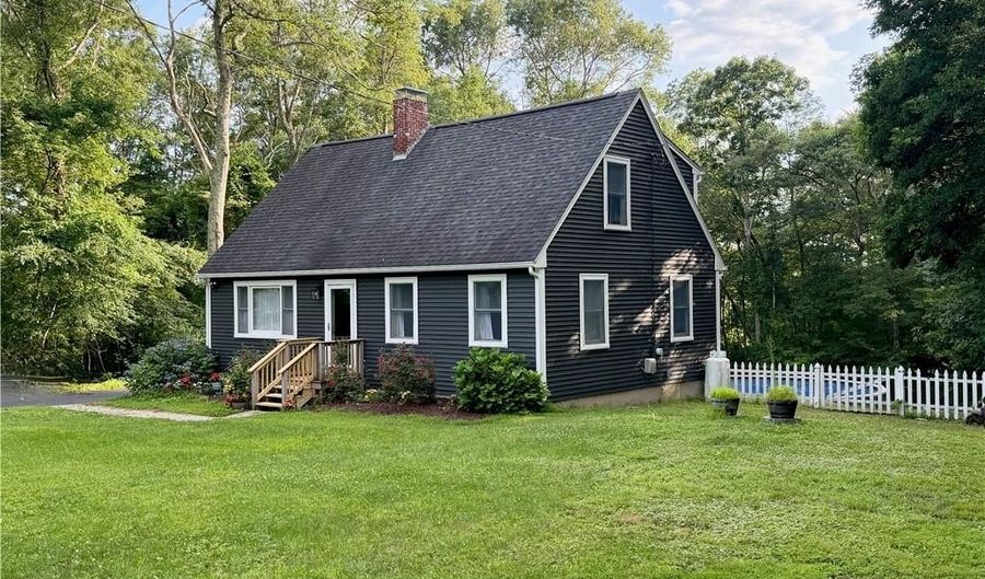 209 Skunk Hill Rd, Hopkinton, RI 02832 - 3 Beds, 3 Bath