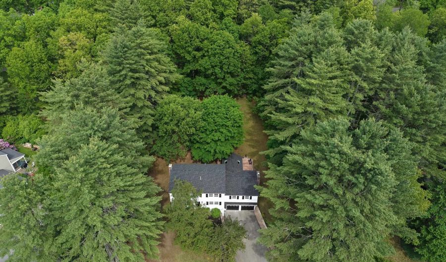 9 Northfield Rd, Amherst, NH 03031 - 4 Beds, 3 Bath