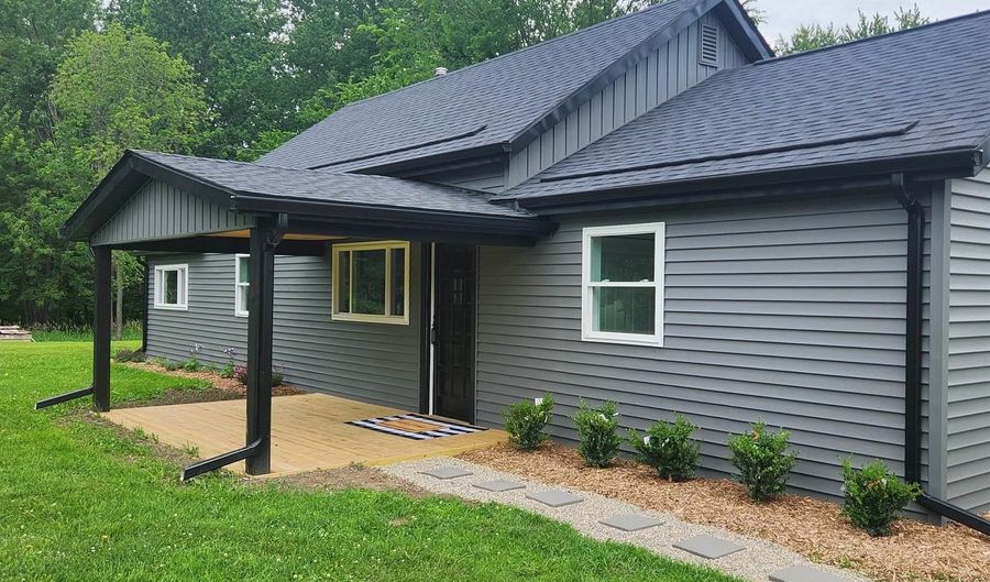 69870 Wolcott Rd, Armada, MI 48005 - 2 Beds, 1 Bath
