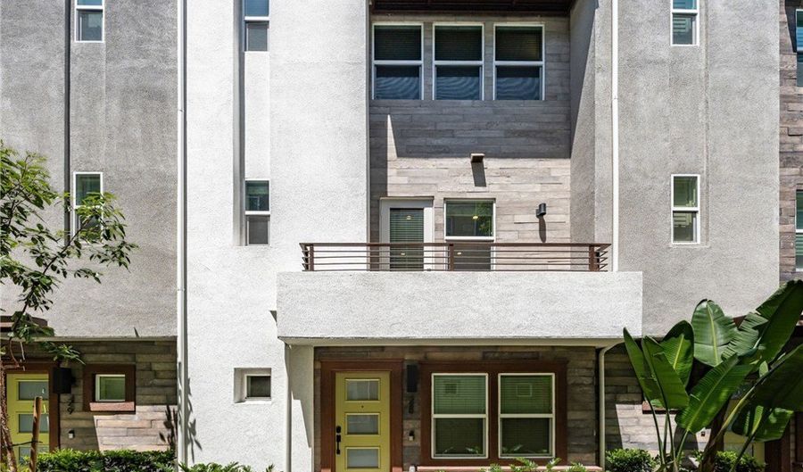 921 E Mason Ln 28, Anaheim, CA 92805 - 3 Beds, 3 Bath