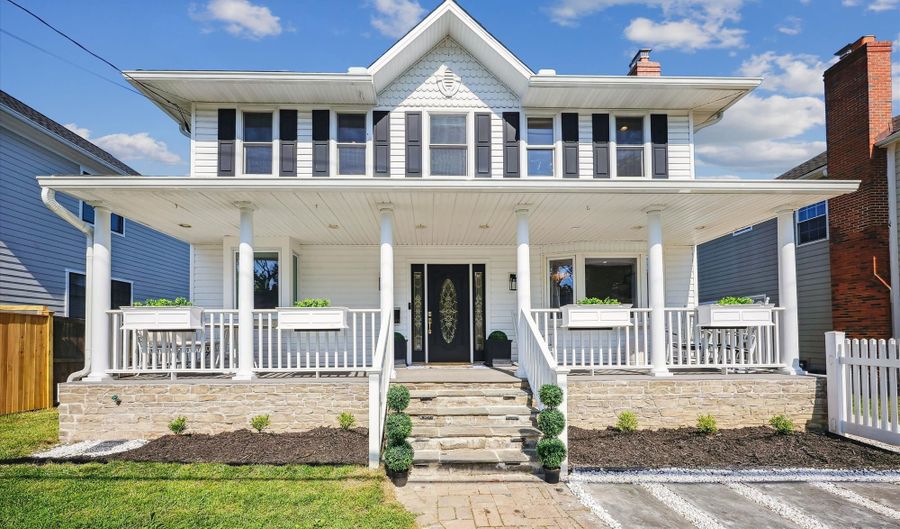 9813 MONTAUK Ave, Bethesda, MD 20817 - 6 Beds, 5 Bath