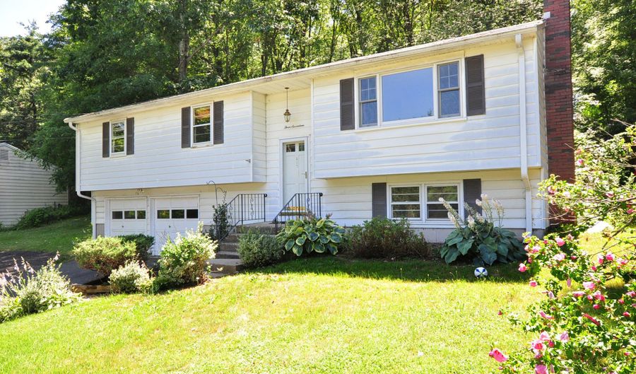 317 Perkins St, Bristol, CT 06010 - 3 Beds, 2 Bath