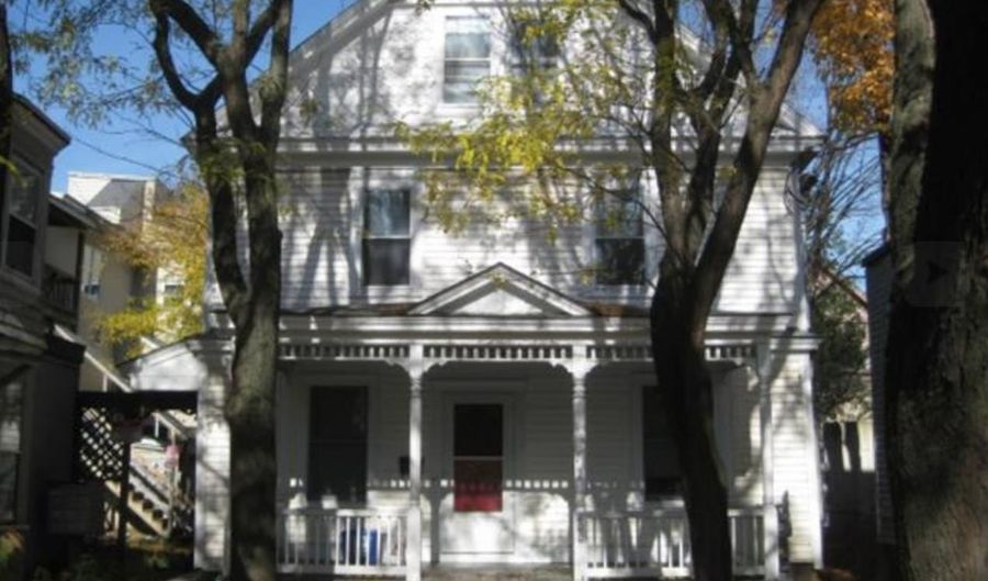 200 Pearl St, Burlington, VT 05401 - 5 Beds, 4 Bath