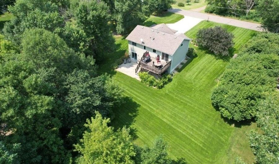 15726 Parkwood Cir, Avon, MN 56310 - 4 Beds, 2 Bath