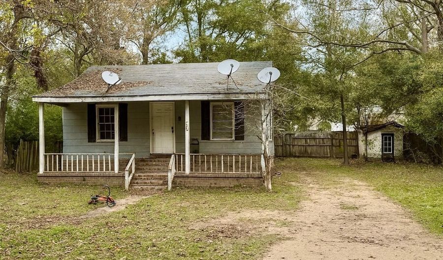 217 Rogers Cir, Brookhaven, MS 39601 - 3 Beds, 1 Bath