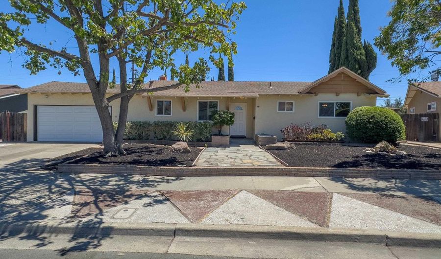 2009 Kendree St, Antioch, CA 94509 - 3 Beds, 2 Bath