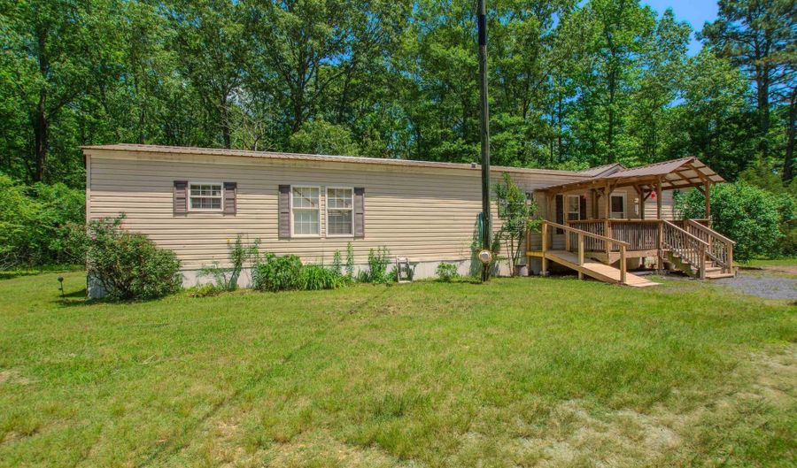 27756 S Sardis Rd, Bauxite, AR 72011 - 3 Beds, 2 Bath