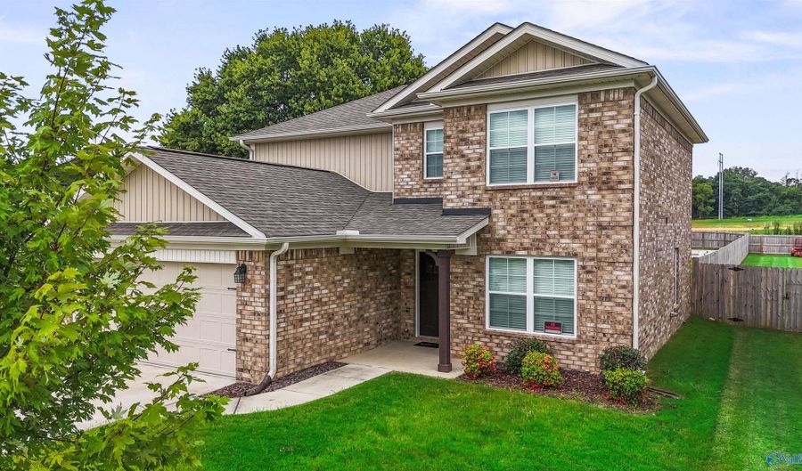 20117 Yarbrough Rd, Athens, AL 35613 - 4 Beds, 3 Bath