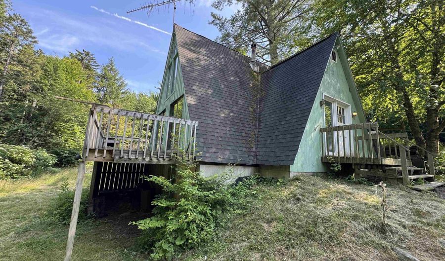 210 Dartt Hill Rd, Bethel, VT 05032 - 2 Beds, 1 Bath