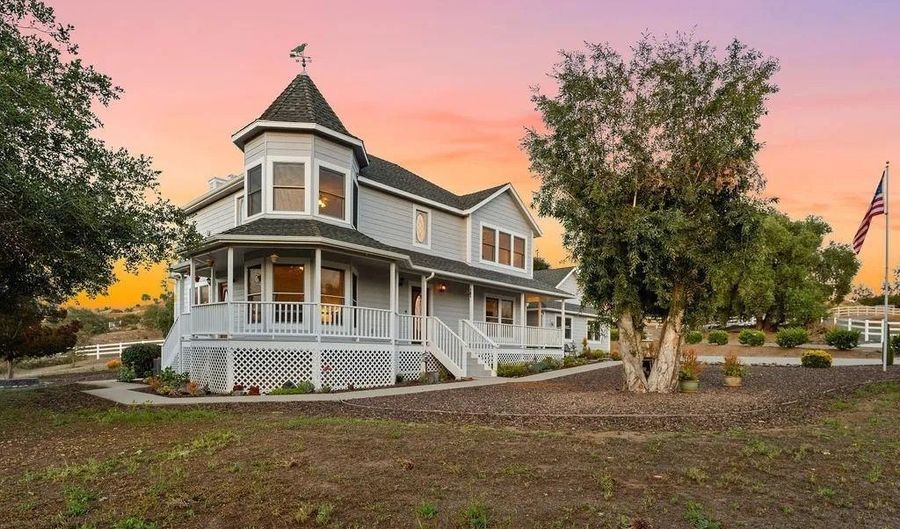 9856 W Lilac Rd, Escondido, CA 92026 - 3 Beds, 3 Bath