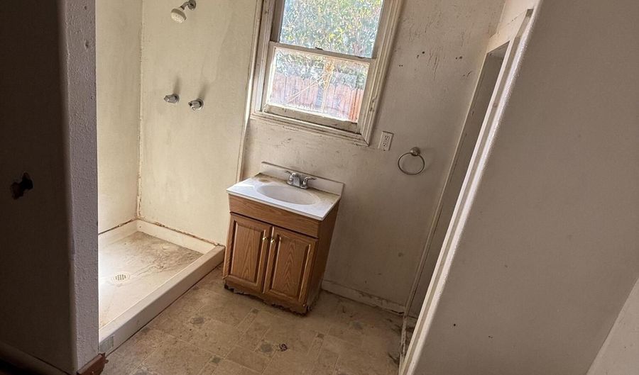 374 H St, Hawthorne, NV 89415 - 2 Beds, 2 Bath