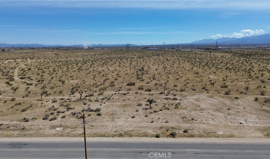 2 Air Expy, Adelanto, CA 92301 - 0 Beds, 0 Bath