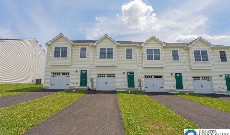 756 Blue Heron Dr, Allentown, PA 18103 - 3 Beds, 2 Bath