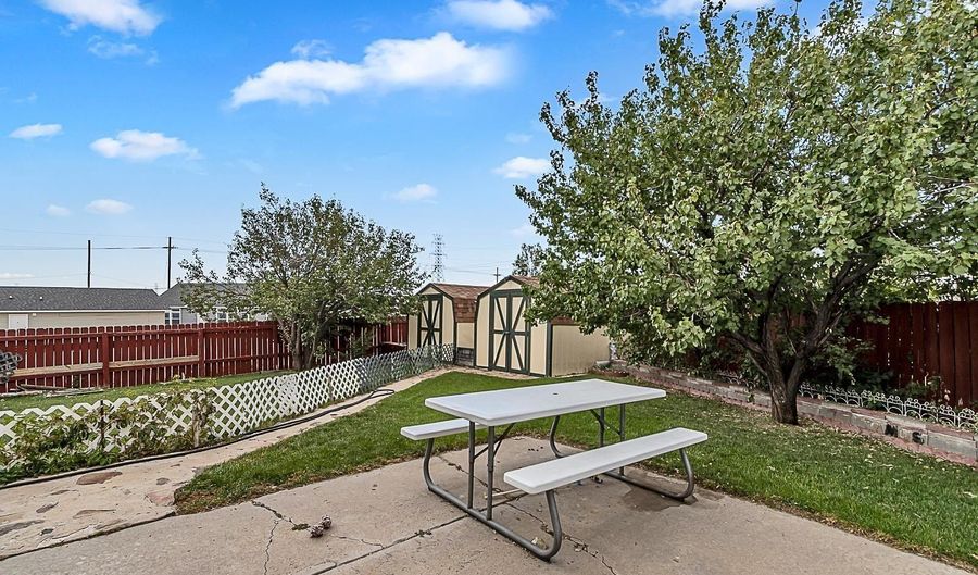 824 OWL CREEK Ave, Cheyenne, WY 82007 - 4 Beds, 2 Bath